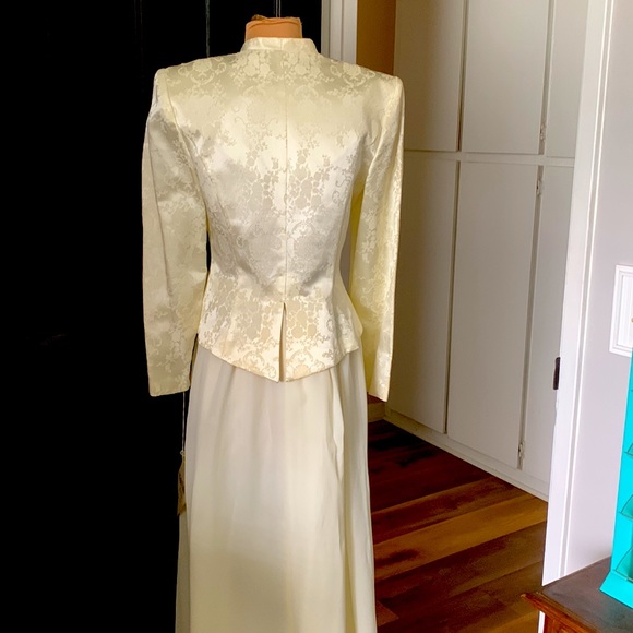 VINTAGE 80’S WEDDING SKIRT AND JACKET. NEVER WORN NEW WITH TAGS. SIZE 10 PETITE. - Picture 4 of 8